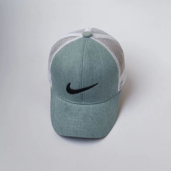 کلاه پشت تور لی نایک