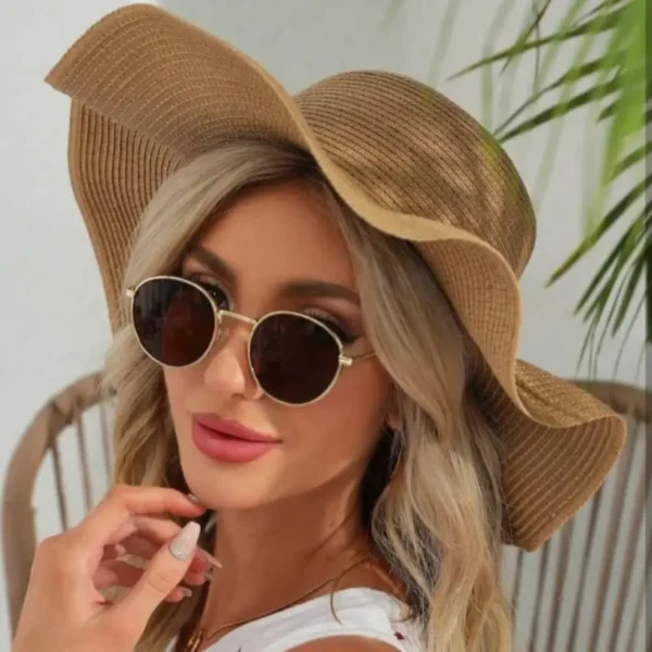 کلاه ساحلی موجدار کنفی ساده